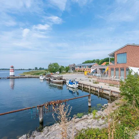 Am Leuchtturm *